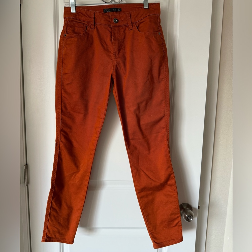 PRANA Rust colored jean. Size 2/26. Like New!